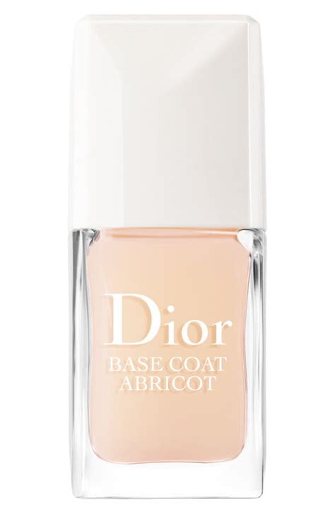 dior's base coat.